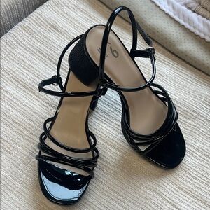 Mix No. 6 Women’s Strappy Heels Sz8 NWOT